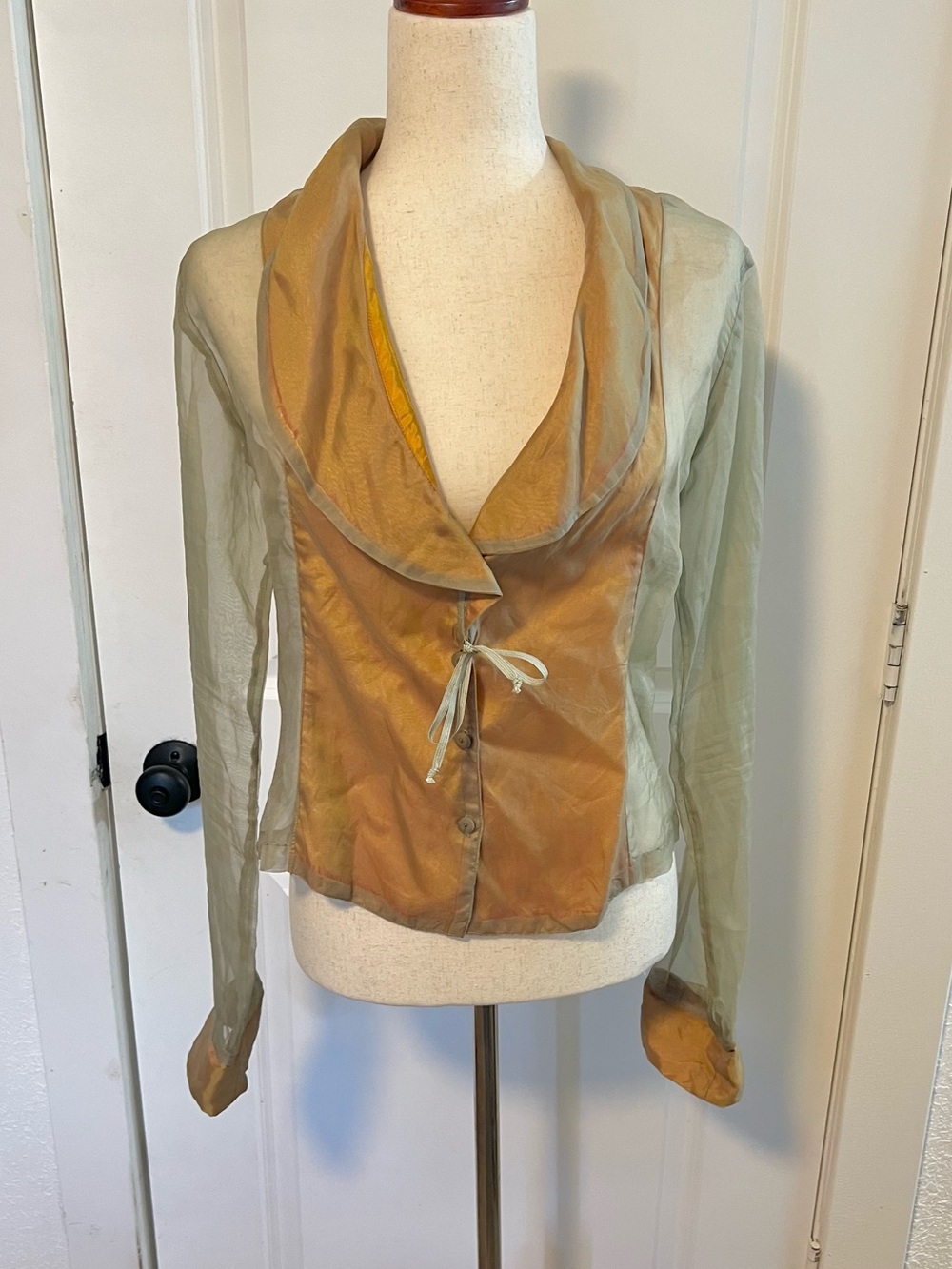 VNTG‎ Y2K Ohm Designer Blouse Sheer art to wear organza jacket / draped top.